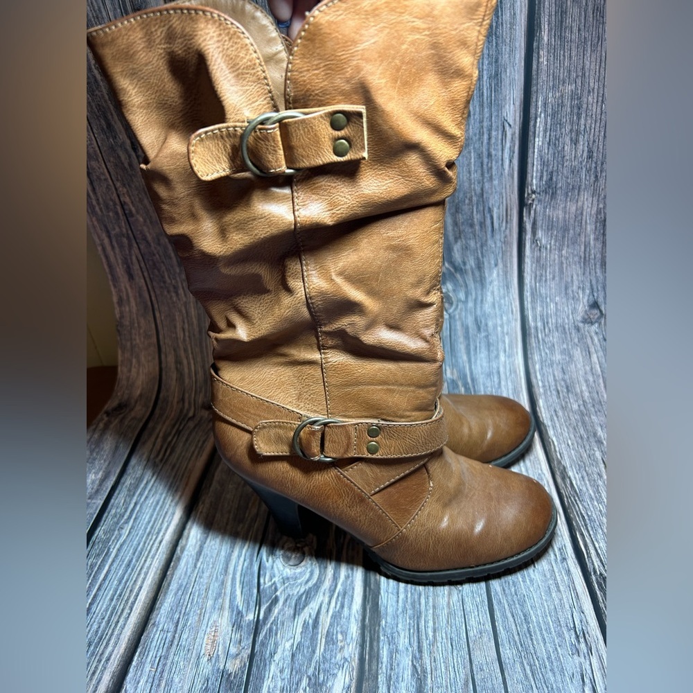 Brown High Heeled Boots Size 9 - Picture 2 of 4